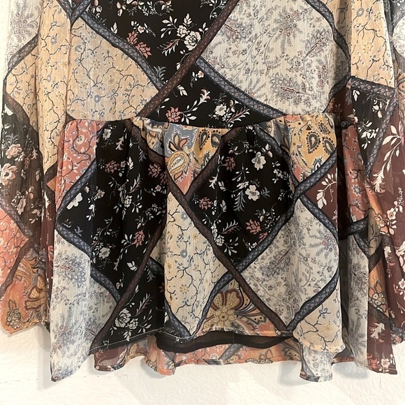 American Eagle Women’s Mesh Tunic Medium Paisley Floral Bohemian Hippie - Picture 9 of 17